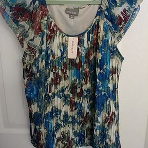 Adorable pleated top